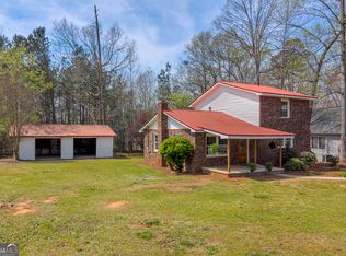 348 Knottywood Dr, Lavonia, GA 30553