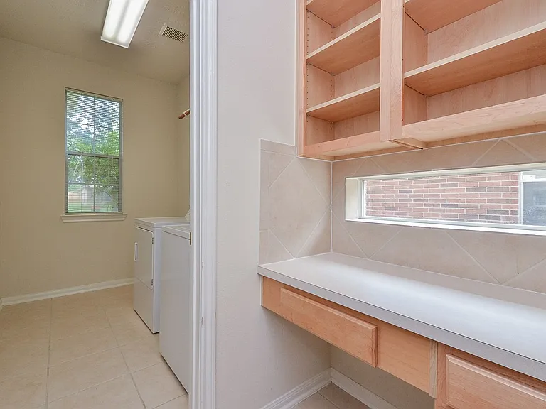 15119 Newfield Bridge Ln — Photo 7