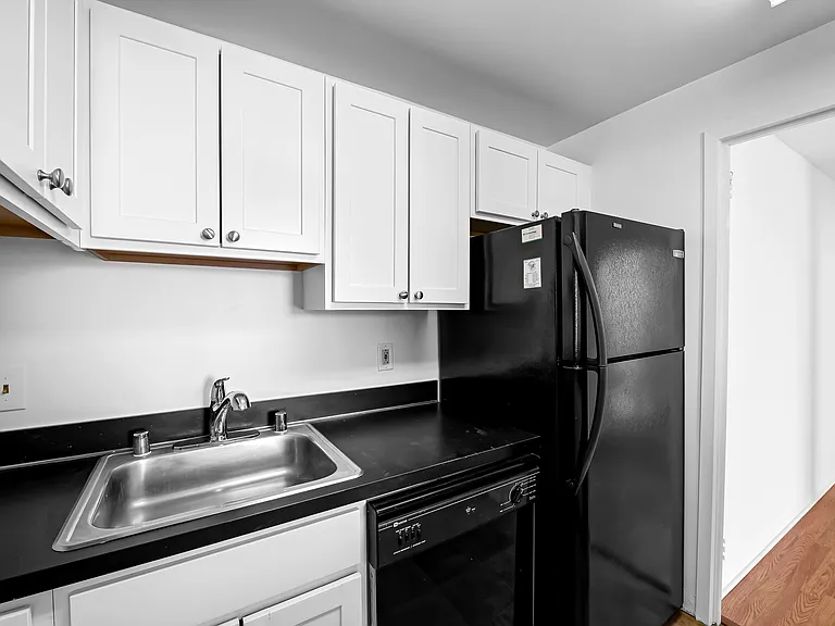 28 Allegheny Ave #1608 — Photo 8