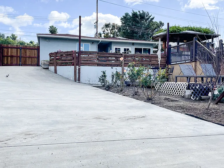 9278 Lamar St — Photo 35