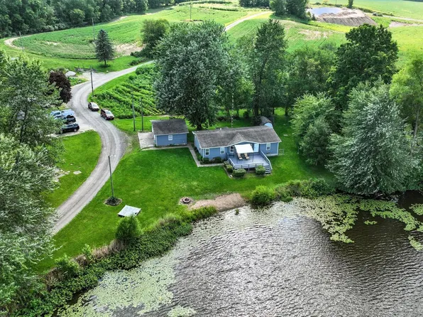 2455 Cedar Lake Rd, Waterloo, IN 46793