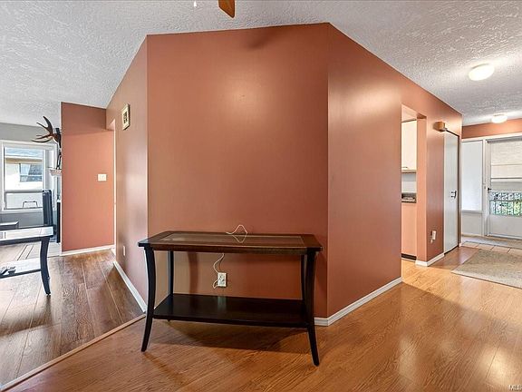 5th image of 639 Kildew Rd #9