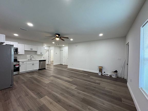 3rd image of 148 Claire Ave #A