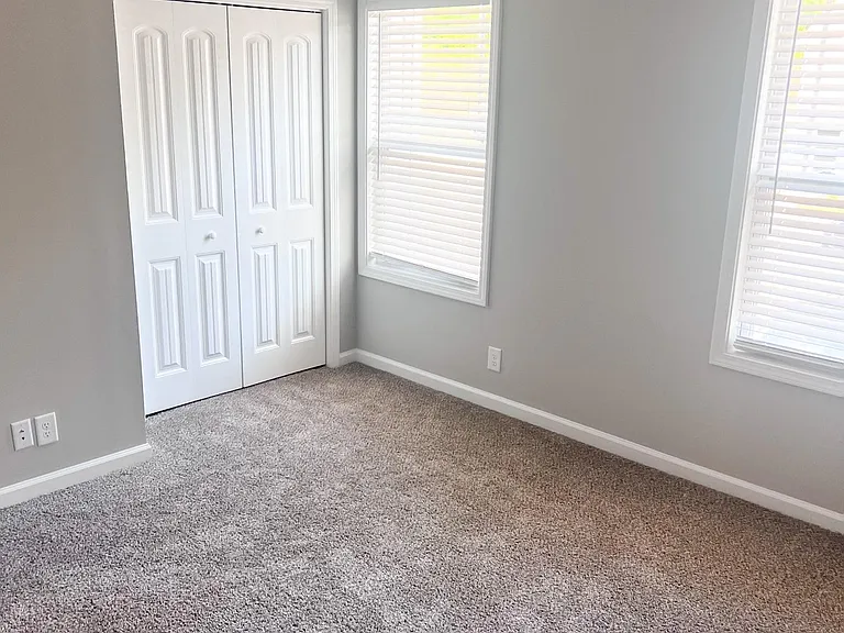 261 Woodland Valley Ln — Photo 23