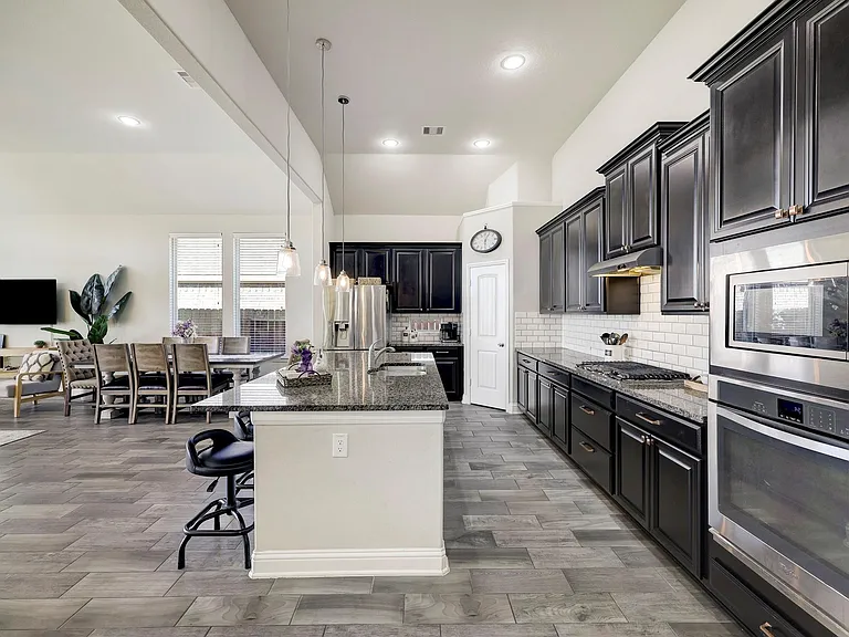 5215 Baroness Ln — Photo 6