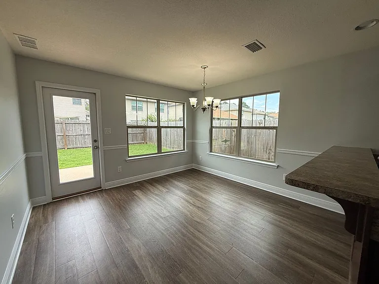 3881 Weatherstone Cir — Photo 8
