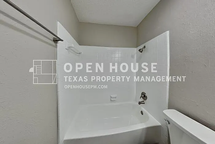 1480 Saint Patrick Dr — Photo 15