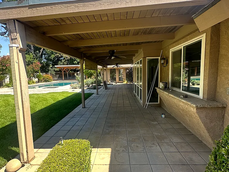 7247 N Dewey Ave — Photo 28