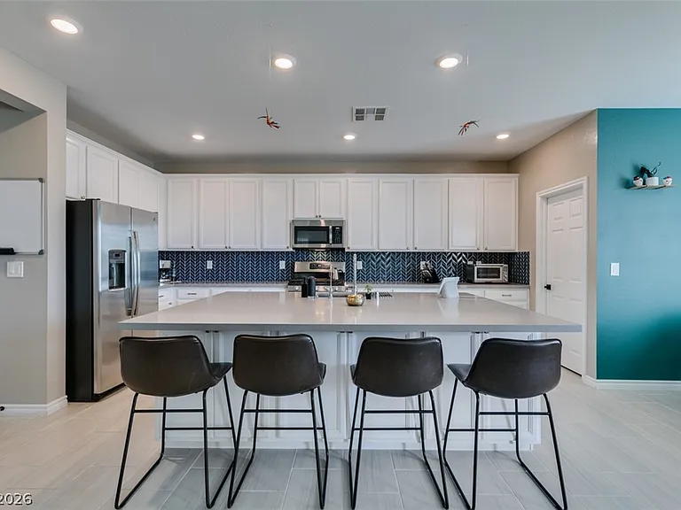 8160 Skye Desert Dr — Photo 21