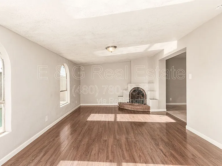 1708 N Daffodil St — Photo 11
