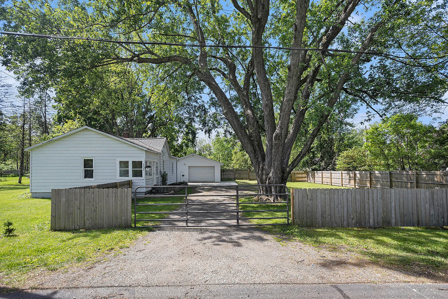6426 Wright St photo 1