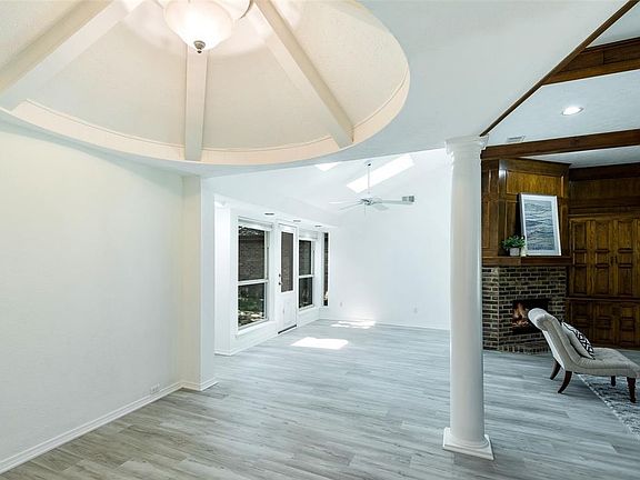 3rd image of 2809 Winterstone Dr