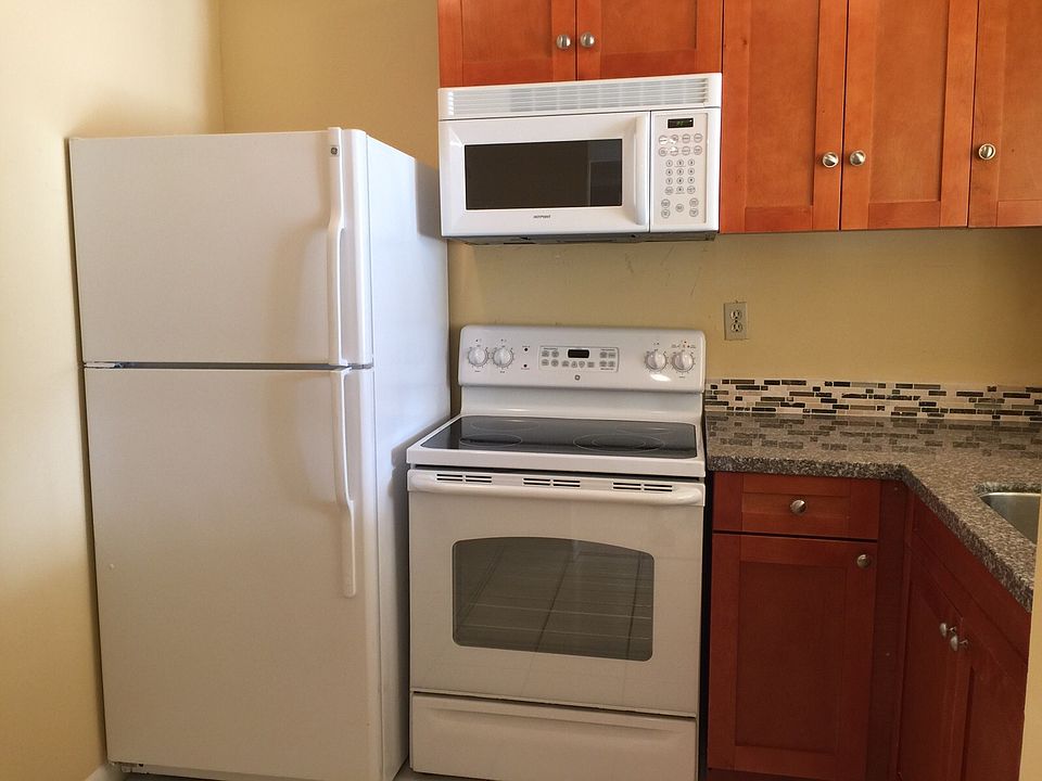 1st image of 498 NW 165th St #D203