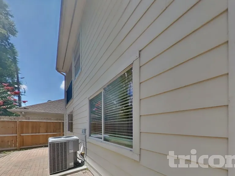 3135 Lavender Candle Dr — Photo 17