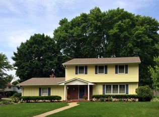 417 Monroe St, Iowa City, IA 52246