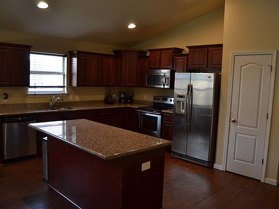5th image of 4912 Makenna Cir