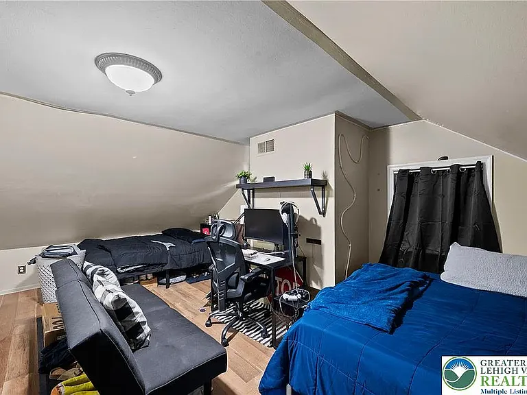 2221 N 1st Ave — Photo 27