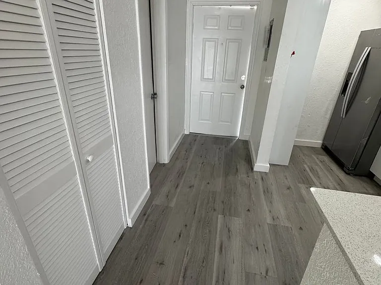 8650 SW 67th Ave #1045 — Photo 2