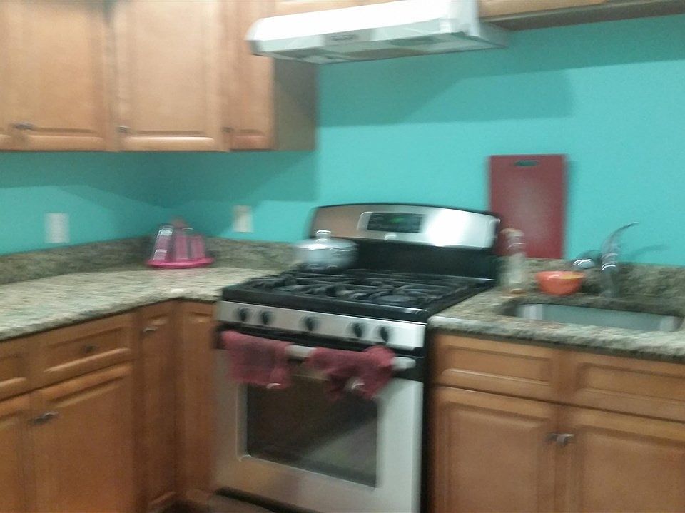 2nd image of 214 N Texas Ave