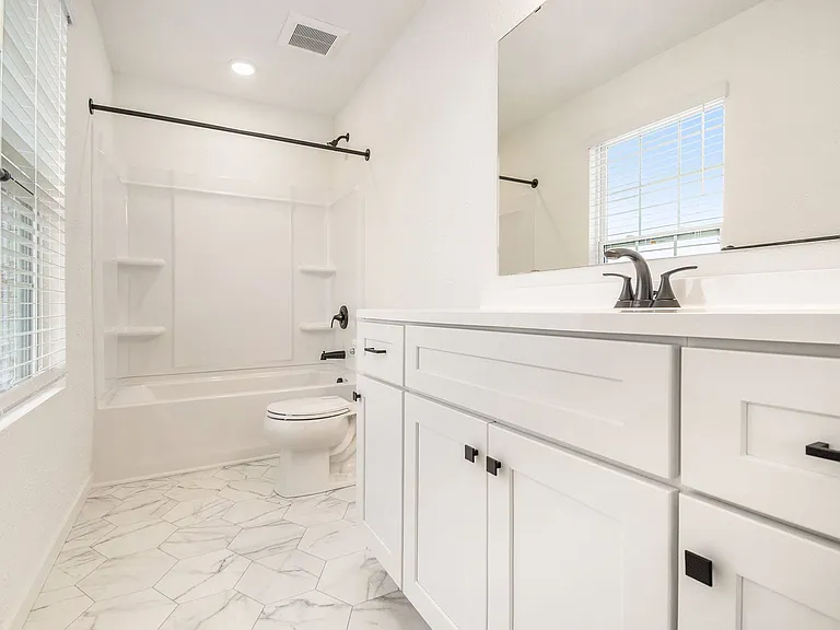 7320 Sessile Cir — Photo 8