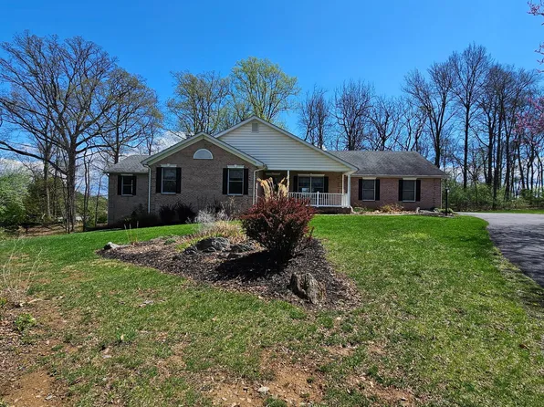 533 Sierra Dr, Martinsburg, WV 25403