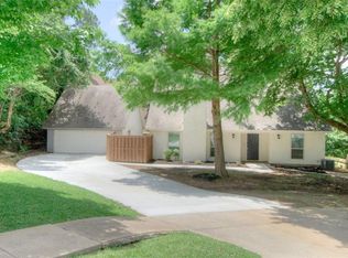 2206 Crooked Oak Ct, Arlington, TX 76012