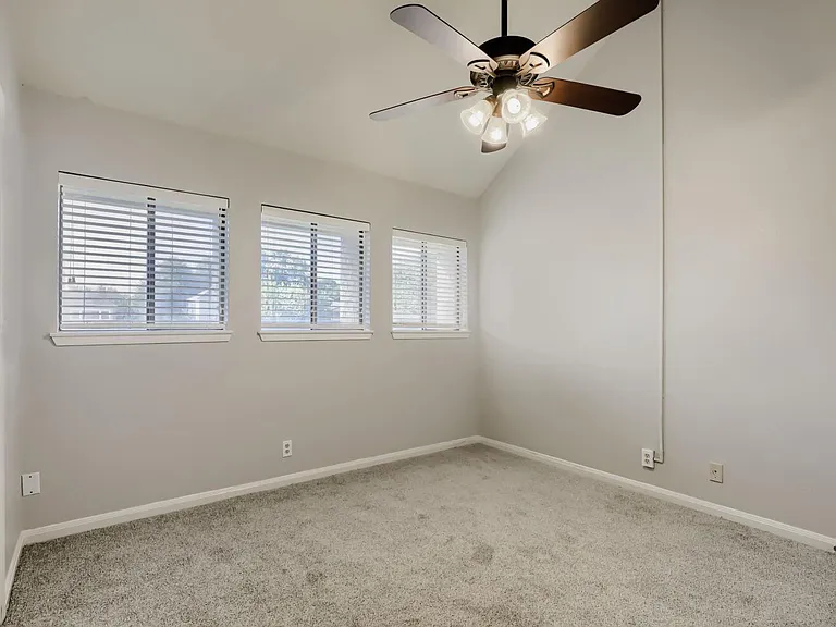 11 Casa Verde — Photo 25