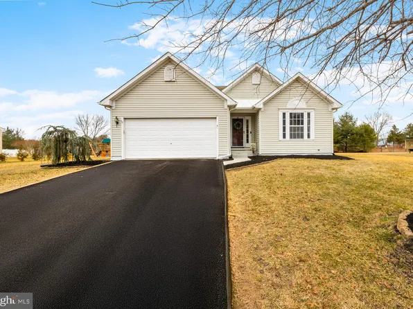 91 Fenton Dr, Penns Grove, NJ 08069