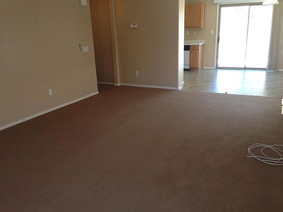 4th image of 4908 Nardini Ave