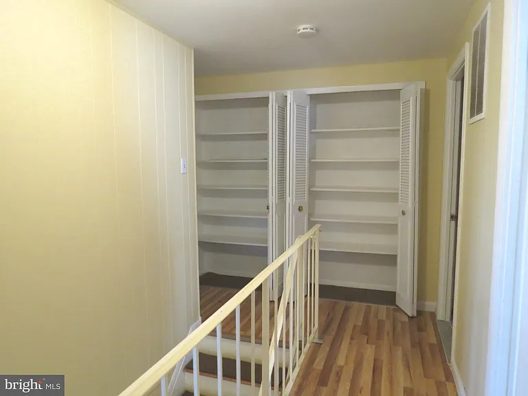 15310 Annapolis Rd — Photo 27