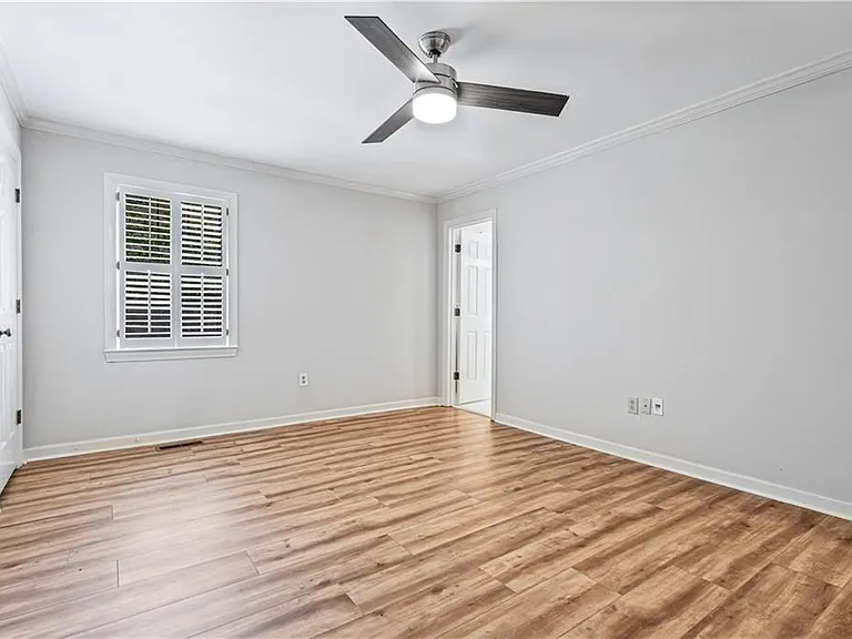 1160 Windsor Pkwy #8 — Photo 14