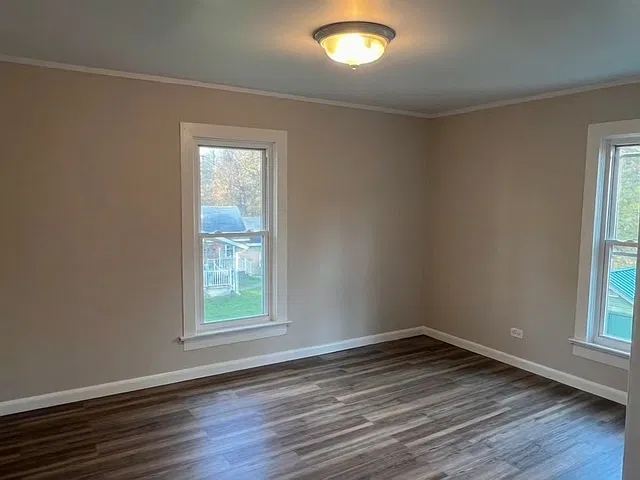 4 bed, 1.5 bath, 1766 sqft, $2,100 — Photo 3