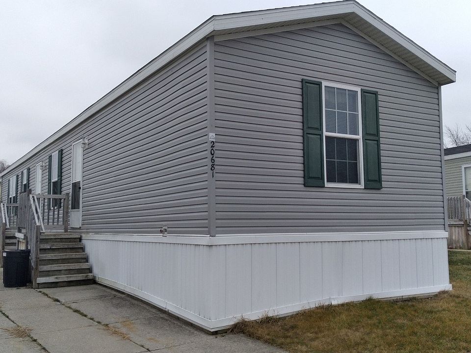 1st image of 20475 Foster Dr #353