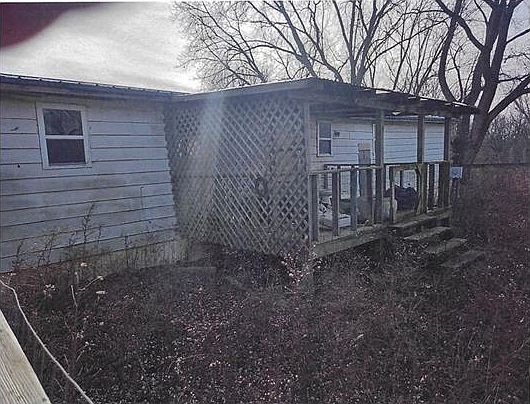 2nd image of 1025 Persimmon