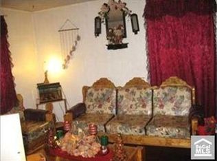 6004 Woodward Ave, Maywood, CA 90270