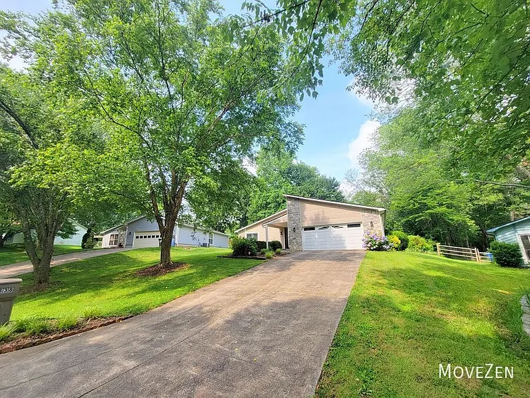 9338 Aylesbury Ln — Photo 24