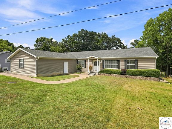 3rd image of 16475 Perch Way