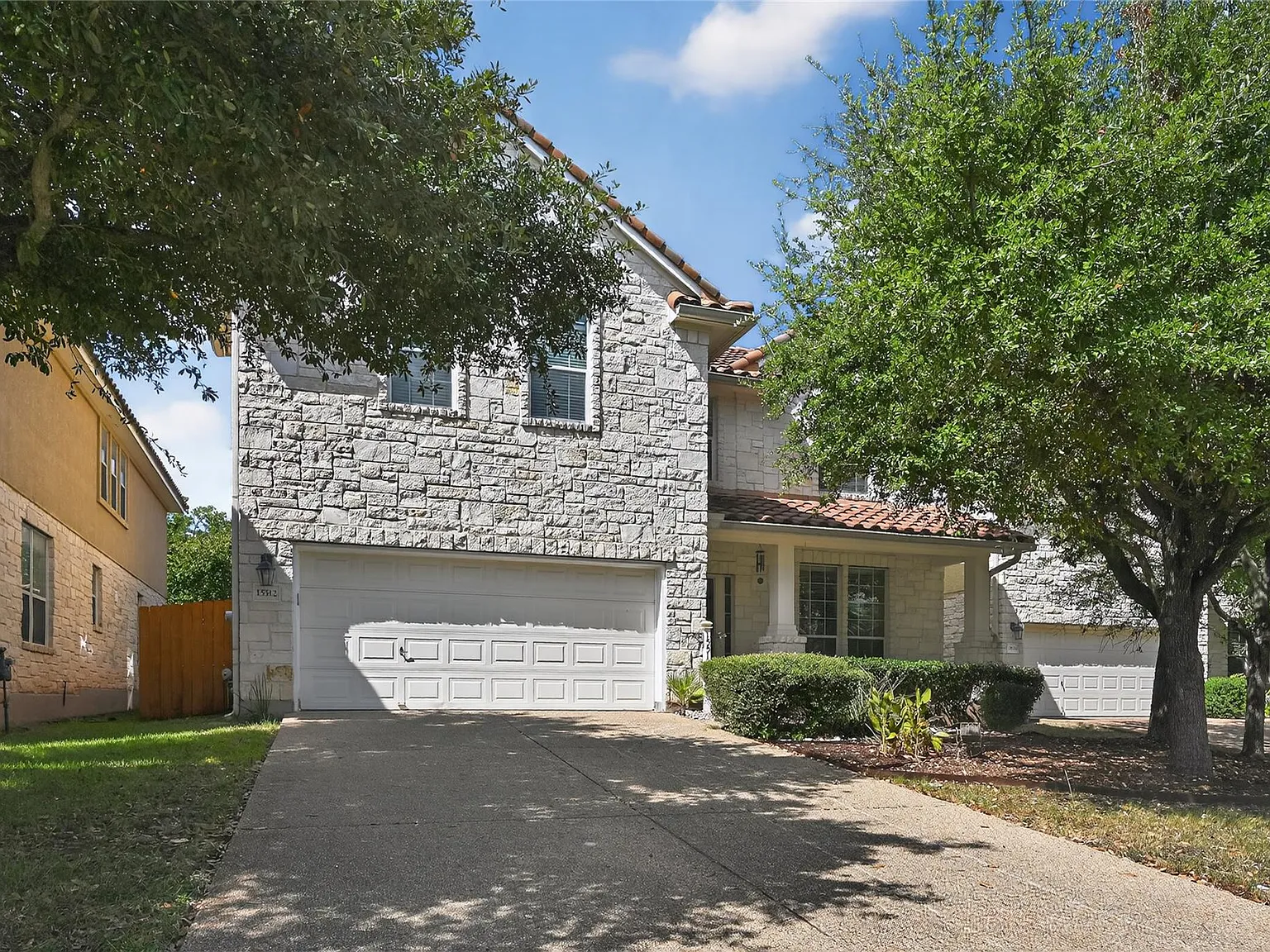 4 bed, 2.5 bath, 2978 sqft, $2,900 — Photo 1
