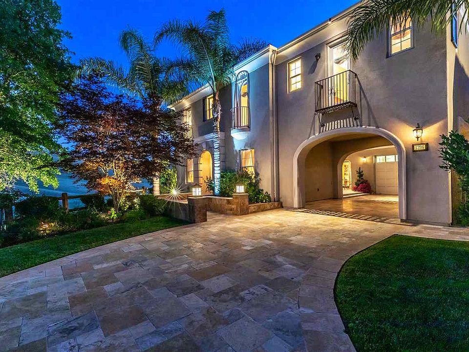 1st image of 1296 Ariel Dr
