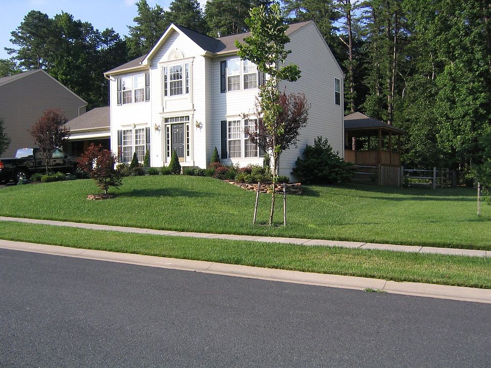 1st image of 27 Forge Ct