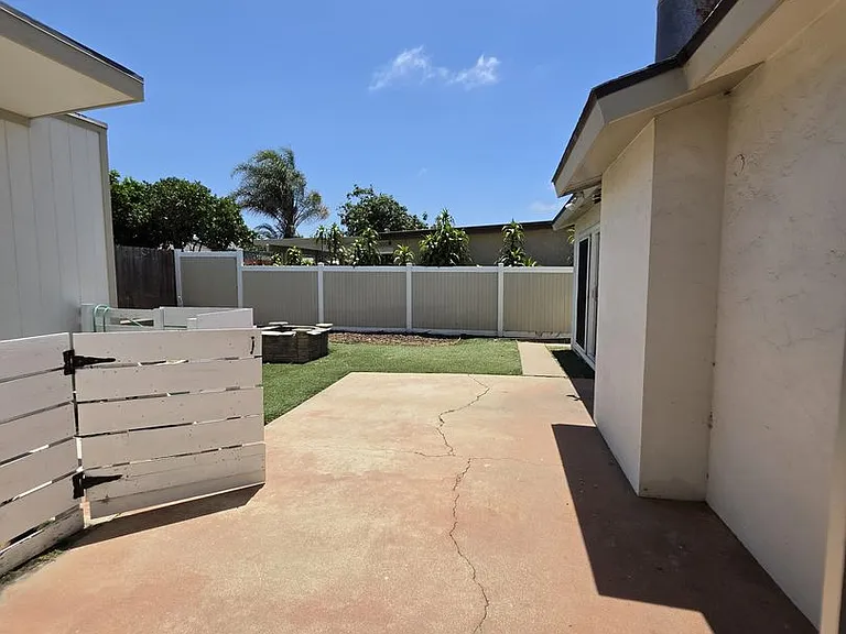 1319 Thermal Ave — Photo 30