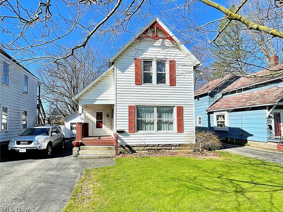 1st image of 114 E Main St