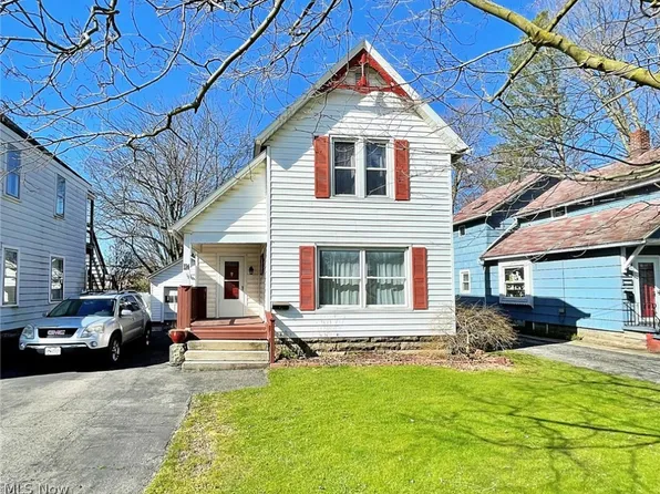 114 E Main St, South Amherst, OH 44001