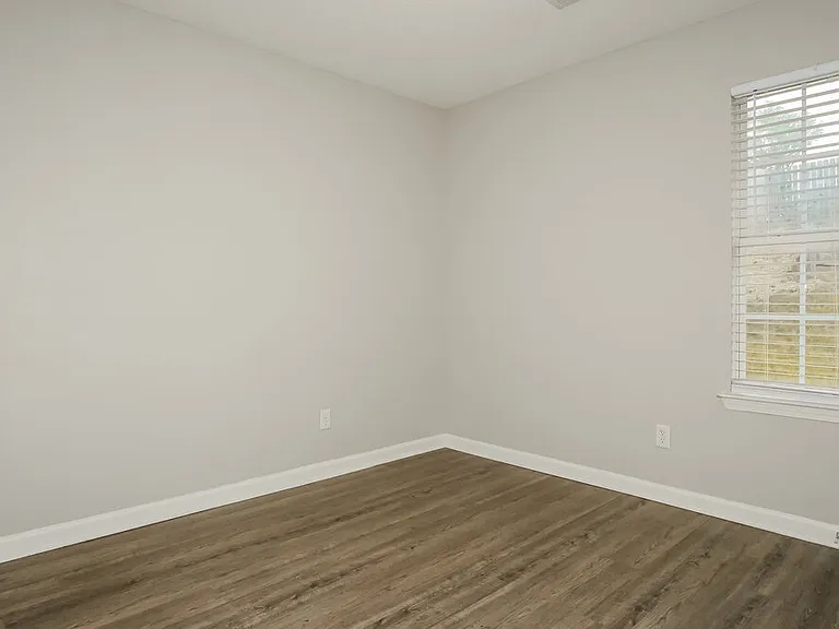 1481 Lawson Dr — Photo 13