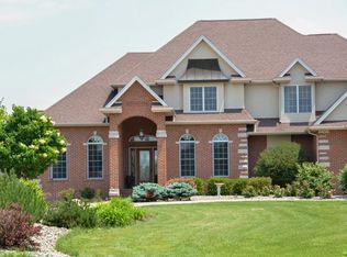 61640 Dogwood Rd, Mishawaka, IN 46544