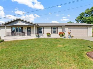 1018 Skyline Dr, Logan, IA 51546