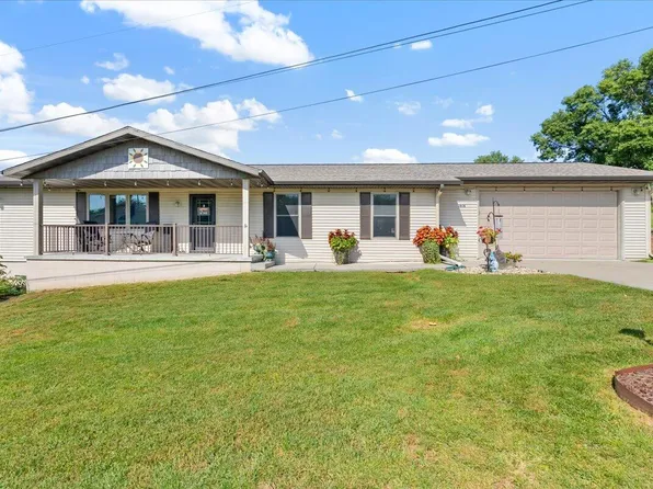 1018 Skyline Dr, Logan, IA 51546