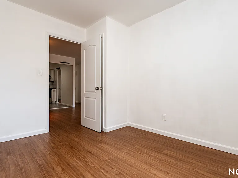 37-40 60th St #4 — Photo 8