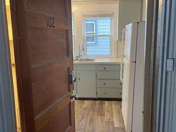 2nd image of 100 Summer St #102