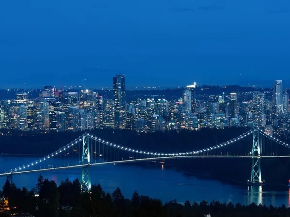 1335 Chartwell Dr, West Vancouver, BC V7S 2R4